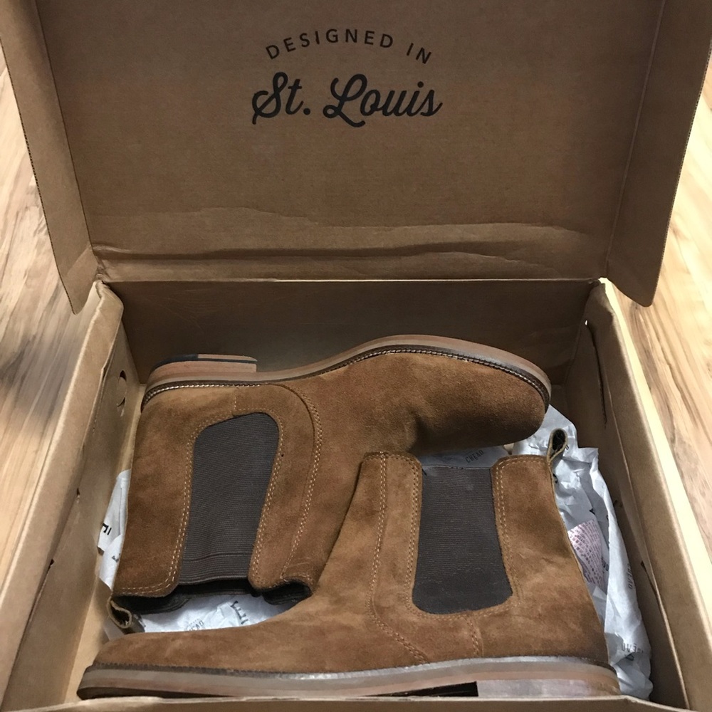 Crevo Chelsea boot